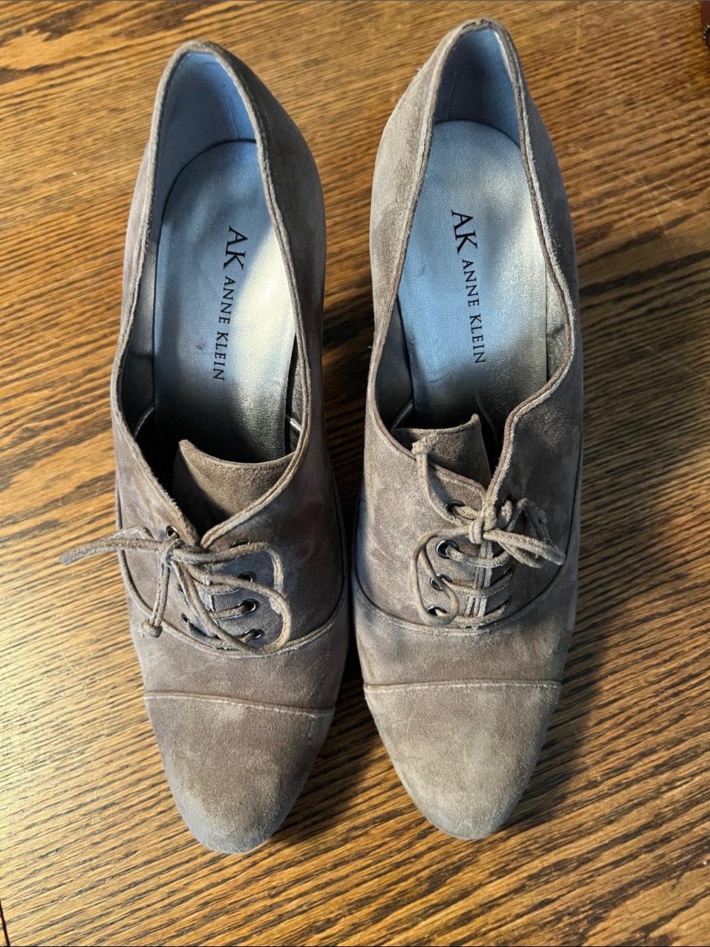Anne Klein Taupe Suede Lace-Up Heeled Oxfords